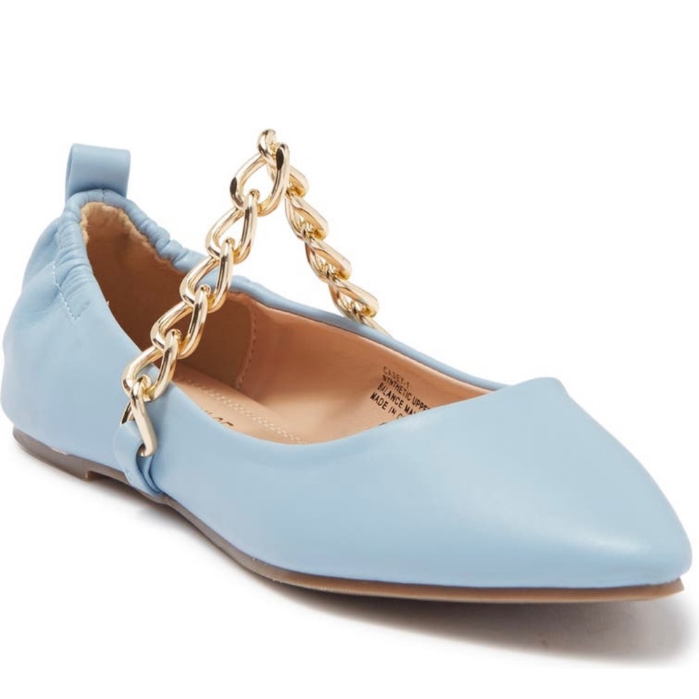 Chase + Chloe Flats